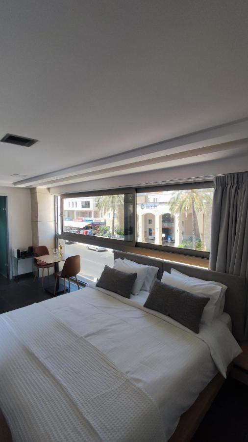 Summertime Signature Suites Agia Marina Eksteriør billede