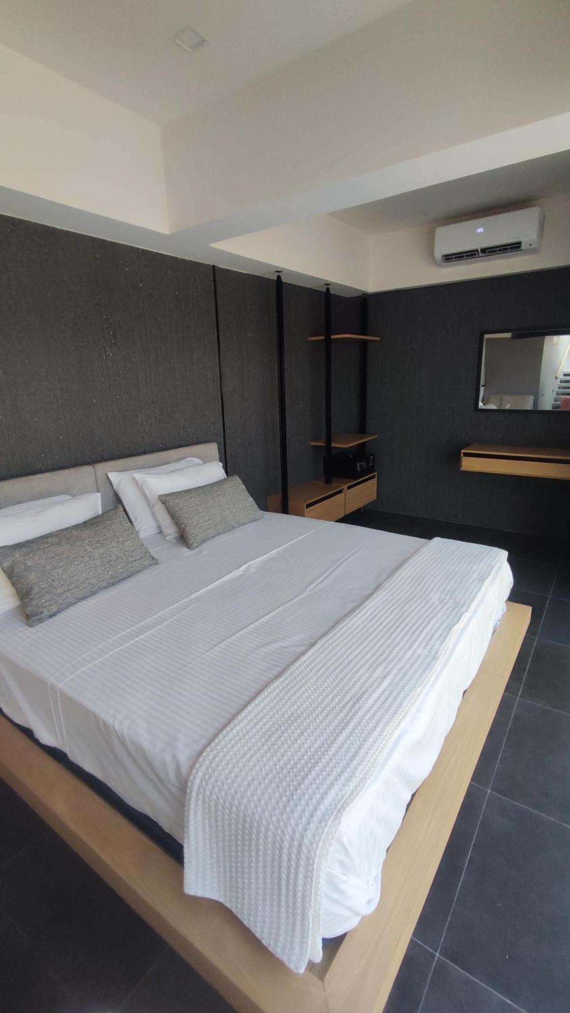 Summertime Signature Suites Agia Marina Eksteriør billede